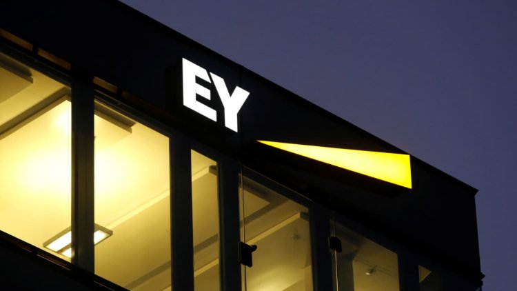 Ernst&Young binlerce kişiyi işten çıkarıyor
