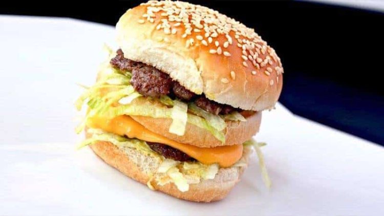 Asgari ücretlinin hamburger alım gücü 5 yılda 114 adetten 62’ye düştü