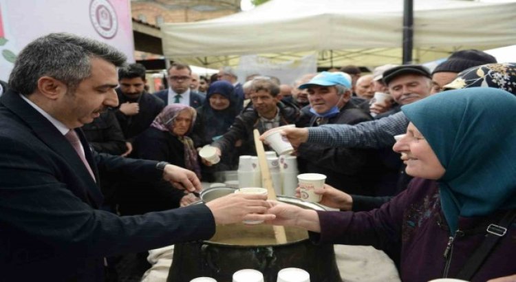 600 yıllık Erguvan Bayramı geleneği Yıldırımda yaşatılıyor