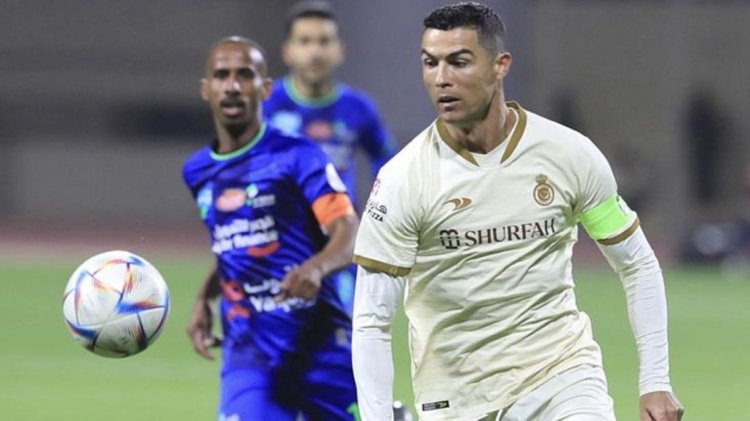 Ronaldo, Suudi Arabistan’da yaşadıklarına dayanamıyor!  hızlı hareket ediyor