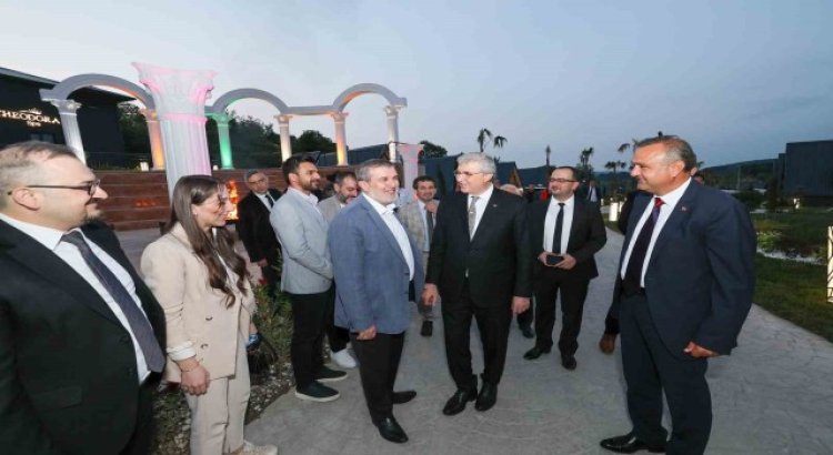Başkan Yüce Sakaryanın turizm potansiyelini anlattı