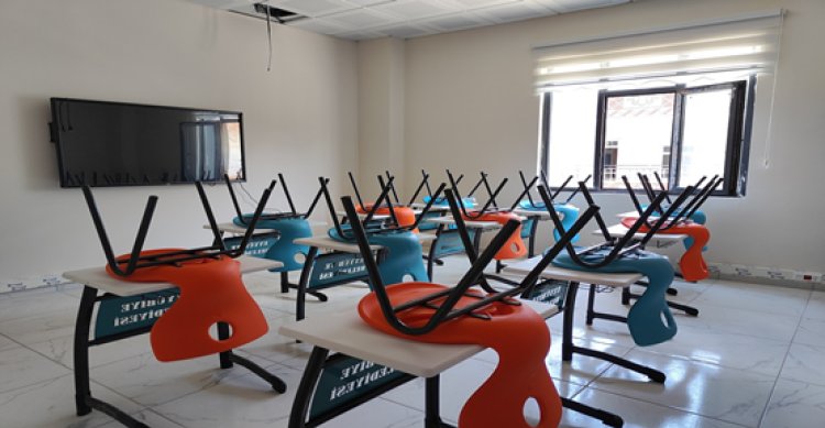 Eyyübiye’de gençlik merkezinde son hazırlıklar