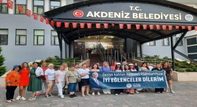 Kadınlar, Gaziantep Tarihi ve Turistik Mekanları Gezdi