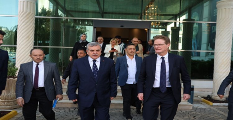 AB Türkiye Delegasyonu Başkanı Landrut’tan Başkan Beyazgül’e Ziyaret